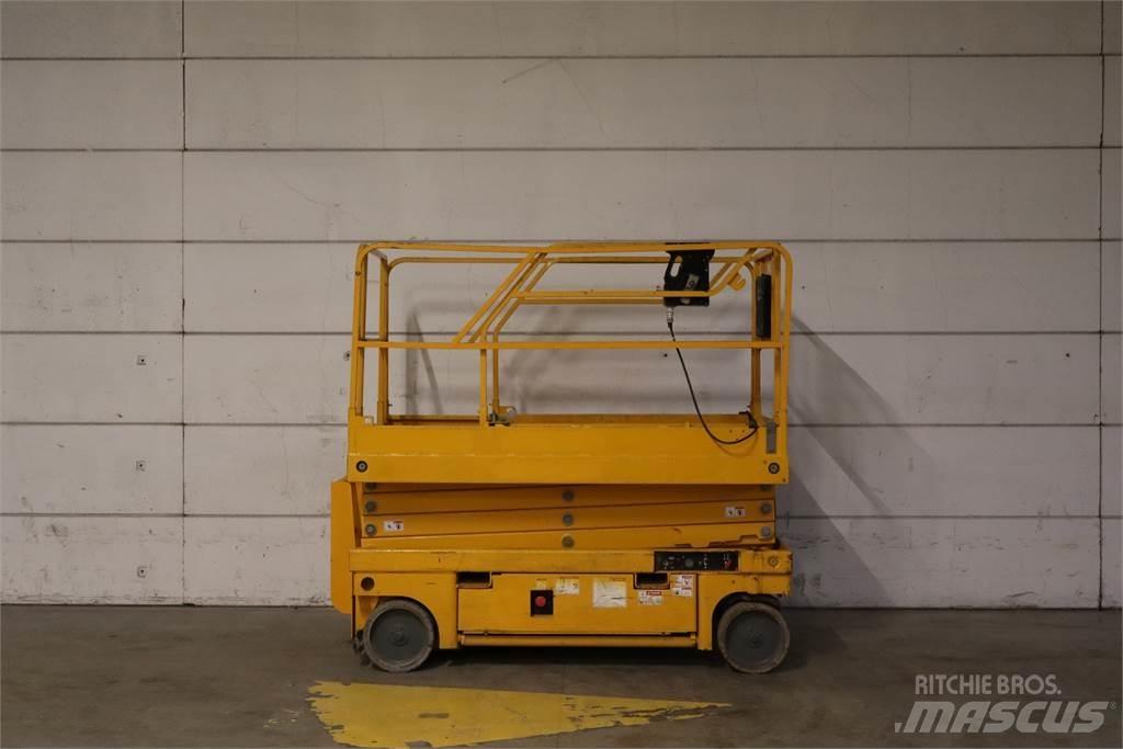 Haulotte Compact 10 剪式升降機