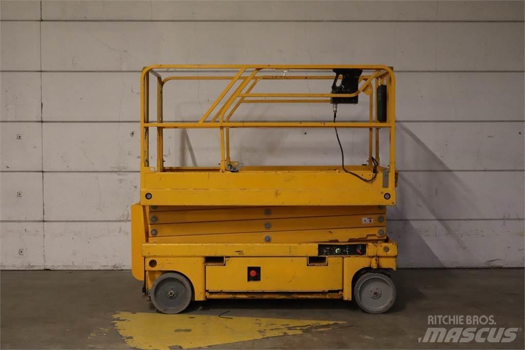 Haulotte Compact 10 剪式升降機