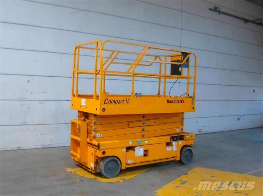 Haulotte Compact 12 剪式升降機