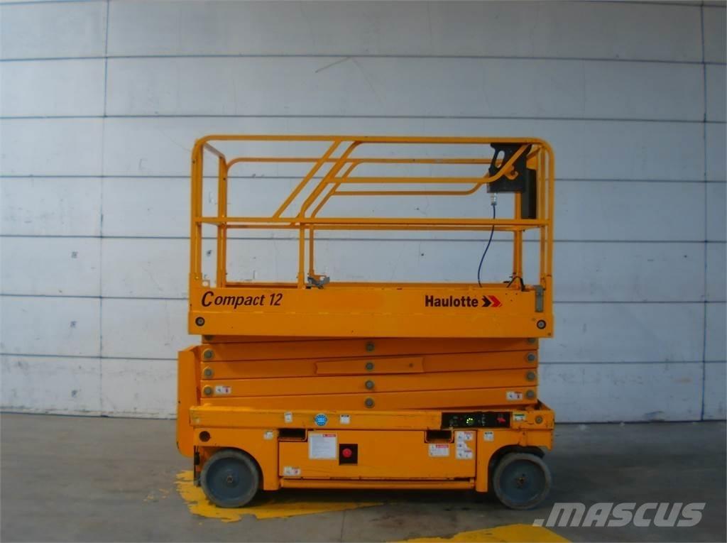Haulotte Compact 12 剪式升降機