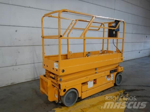 Haulotte Compact 8CU 剪式升降機