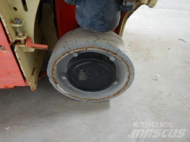 JLG 1230ES 垂直升降工作台