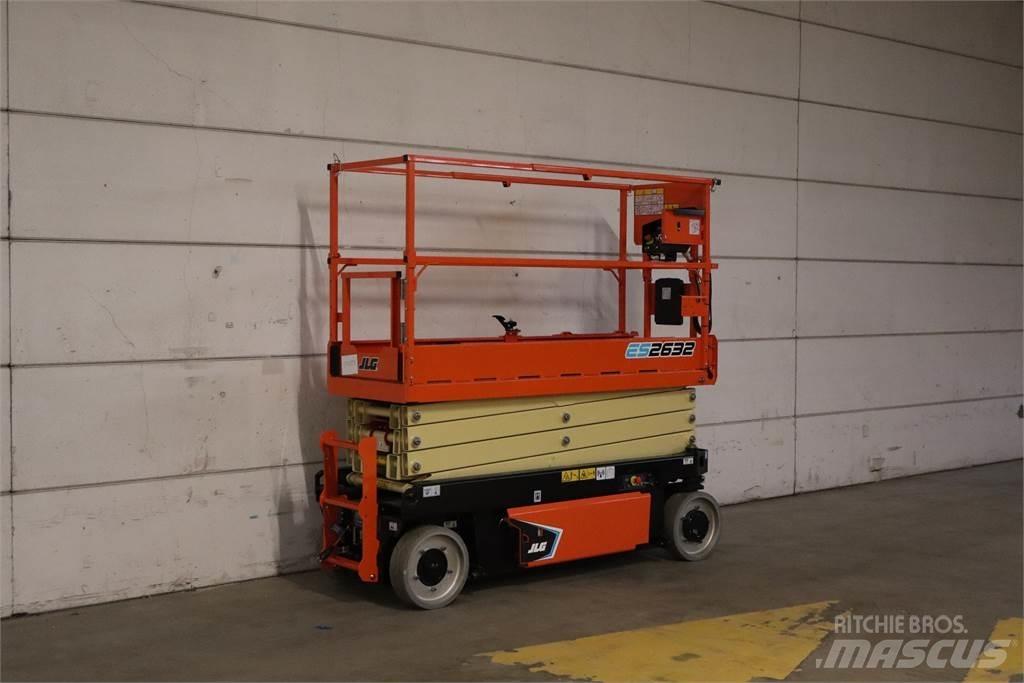 JLG 2632ES 剪式升降機