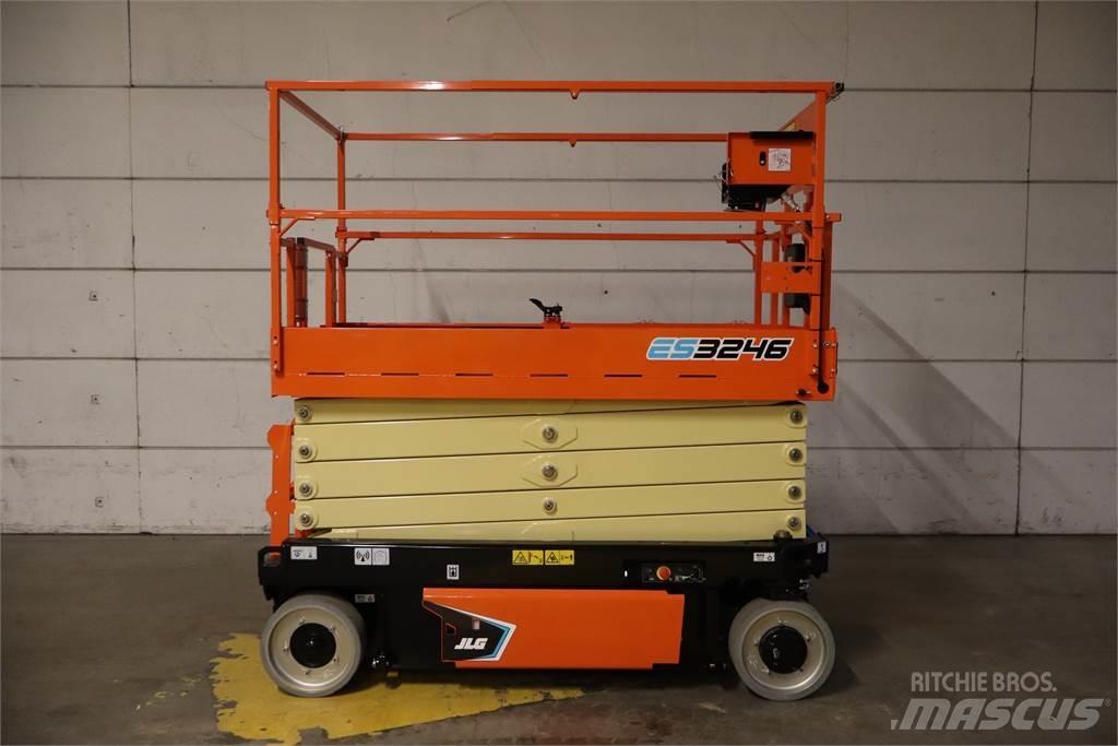 JLG 3246ES 剪式升降機