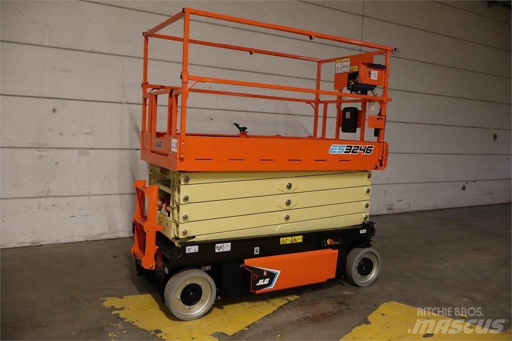 JLG 3246ES 剪式升降機