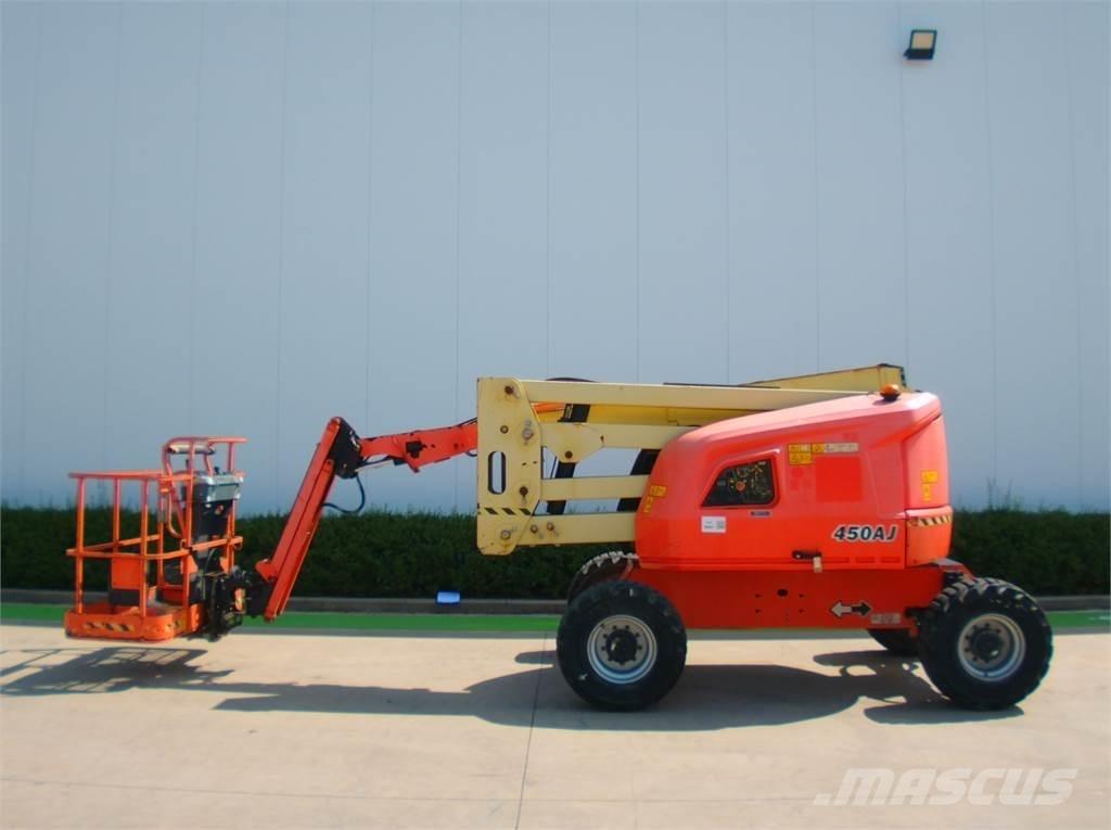 JLG 450AJ 曲臂高空作業車