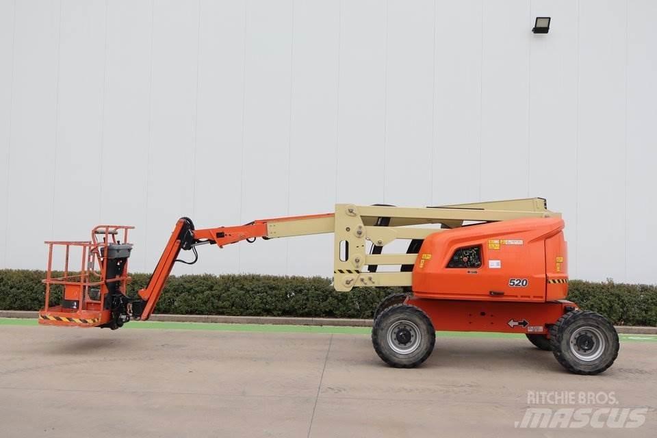 JLG 520AJ 曲臂高空作業車