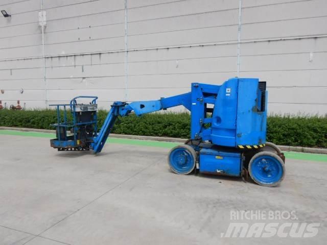 JLG E300AJP 曲臂高空作業車