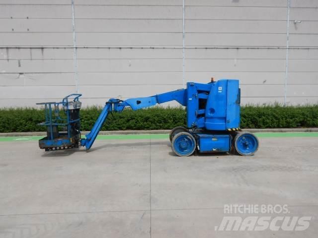 JLG E300AJP 曲臂高空作業車