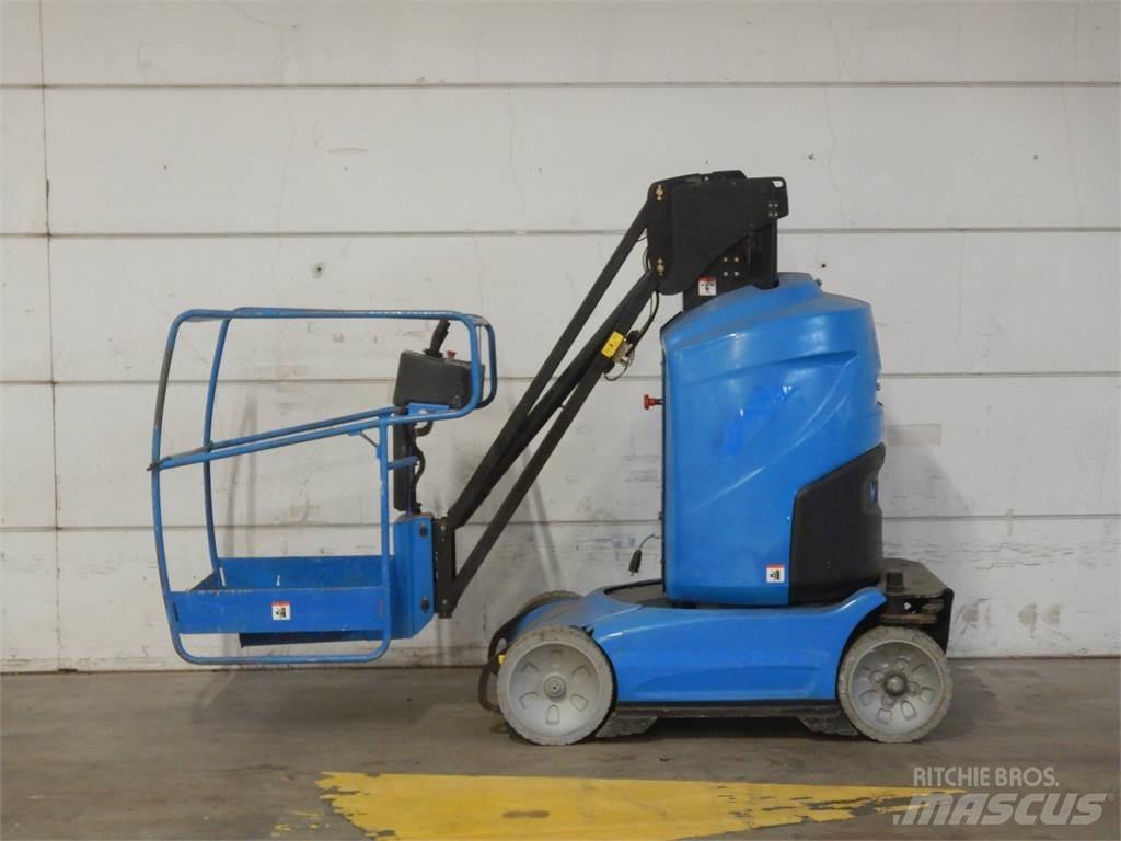 Manitou 100VJR 垂直升降工作台