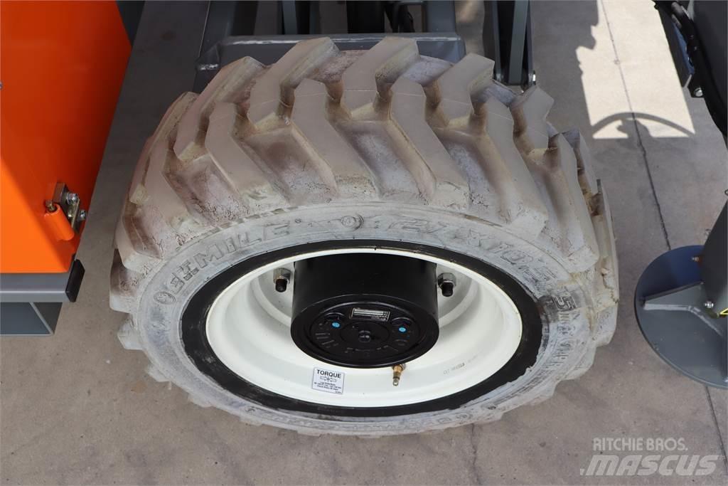Snorkel S3370RTE 剪式升降機