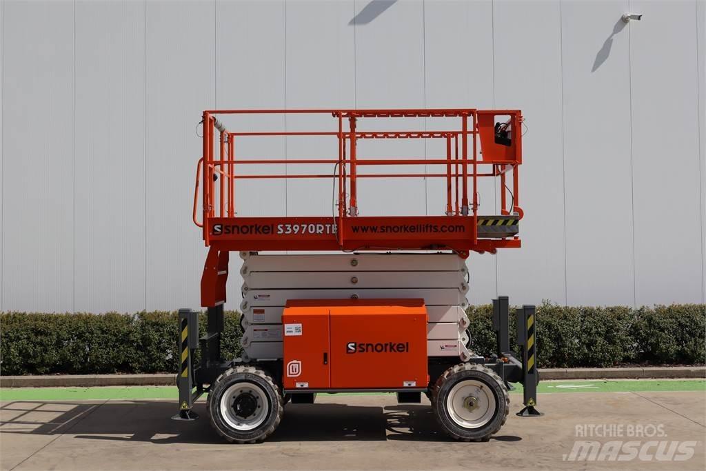 Snorkel S3970RTE 剪式升降機