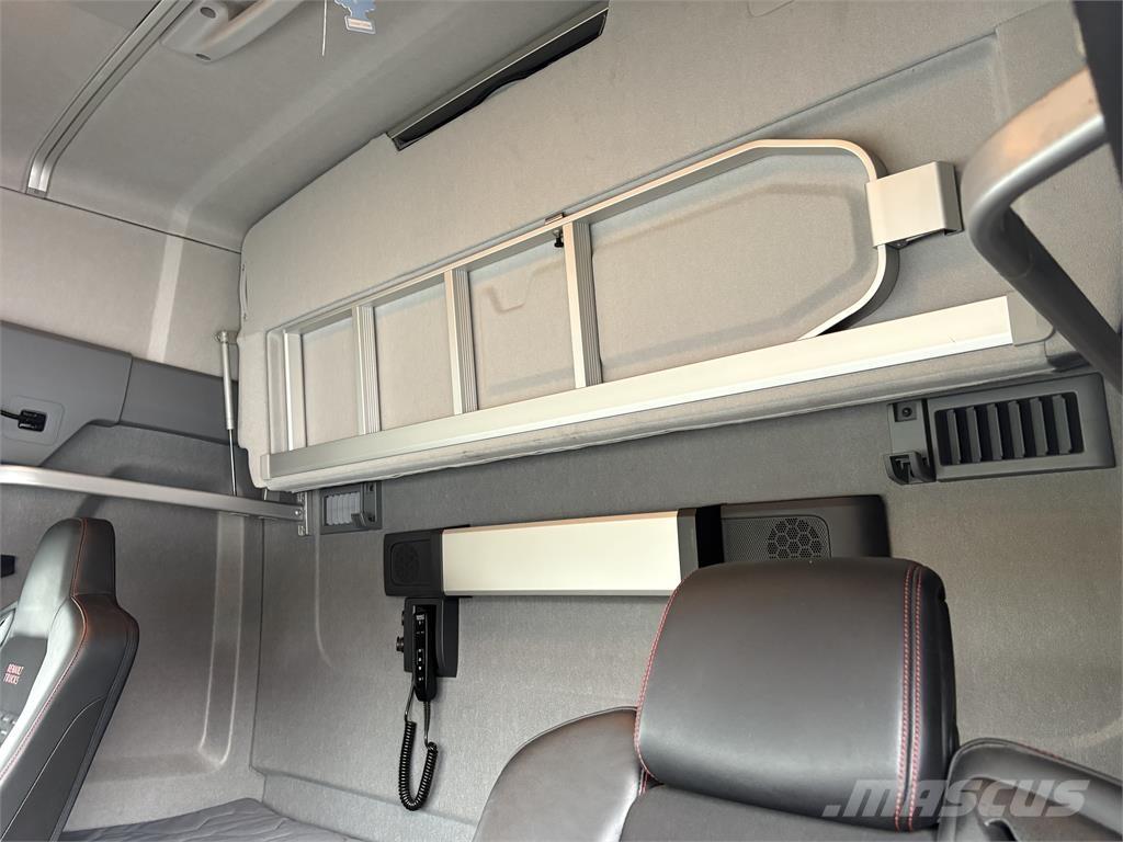 Renault T-High 480 曳引機組件