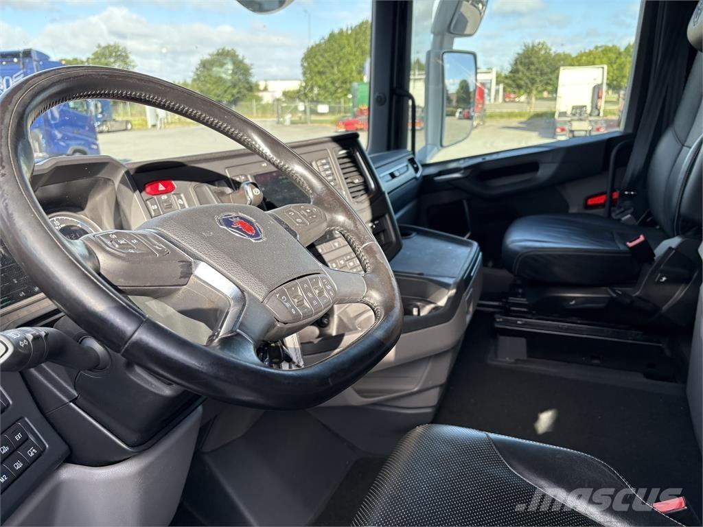 Scania S500 曳引機組件