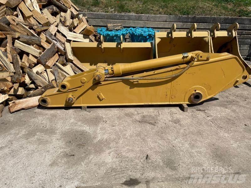 CAT 320 吊桿和鏟斗
