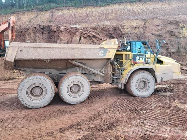 CAT 745C 鉸接式起吊車