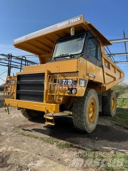 CAT 771D 剛性傾卸卡車
