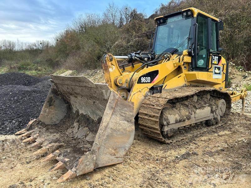 CAT 963D 推土機