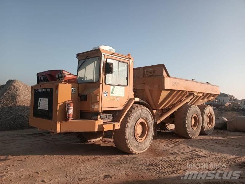 CAT D350C 鉸接式起吊車