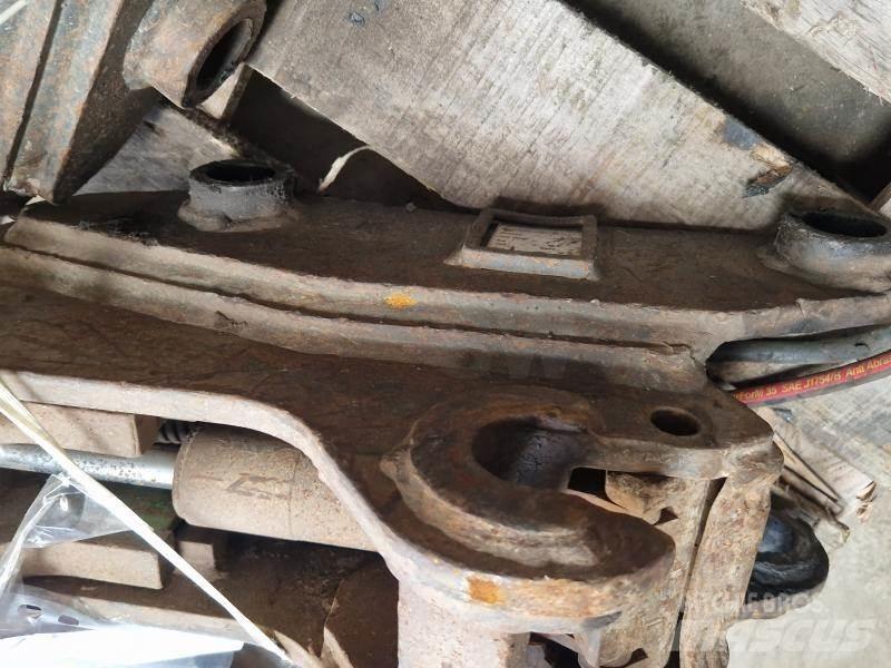 Geith JCB3CX 快速連結器