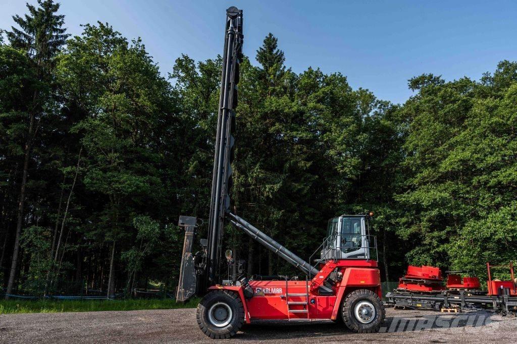 Kalmar DCG90-45ES8 貨櫃搬運機