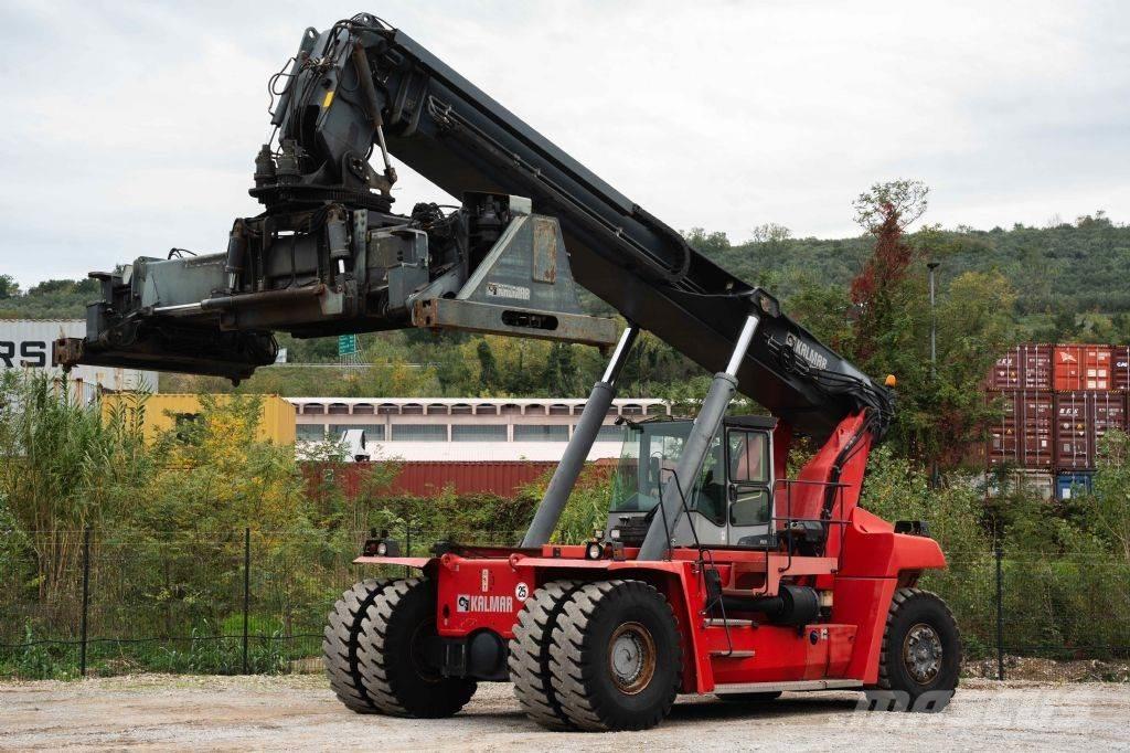 Kalmar DRF450-60C5 前伸型堆積機