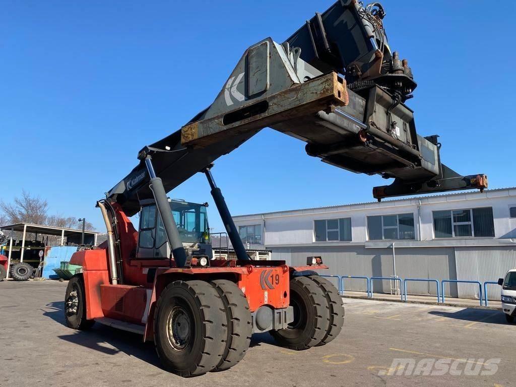 Kalmar DRF450-60S5 前伸型堆積機