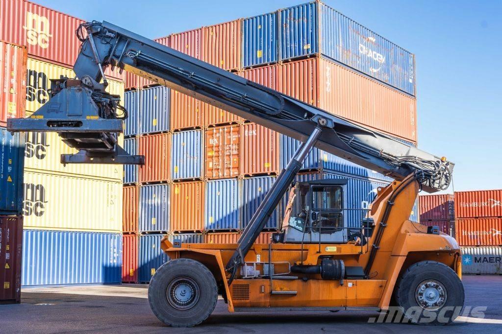 Kalmar DRF450-60S5 前伸型堆積機