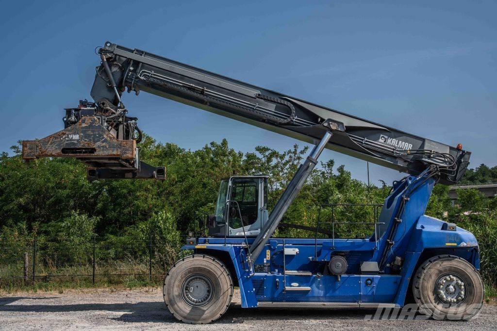 Kalmar DRG450-60S5 前伸型堆積機