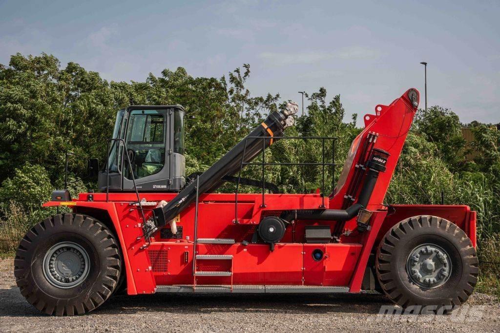 Kalmar DRG450-60S5M 前伸型堆積機