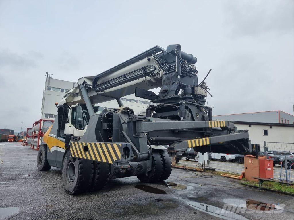 Liebherr LRS 545 前伸型堆積機