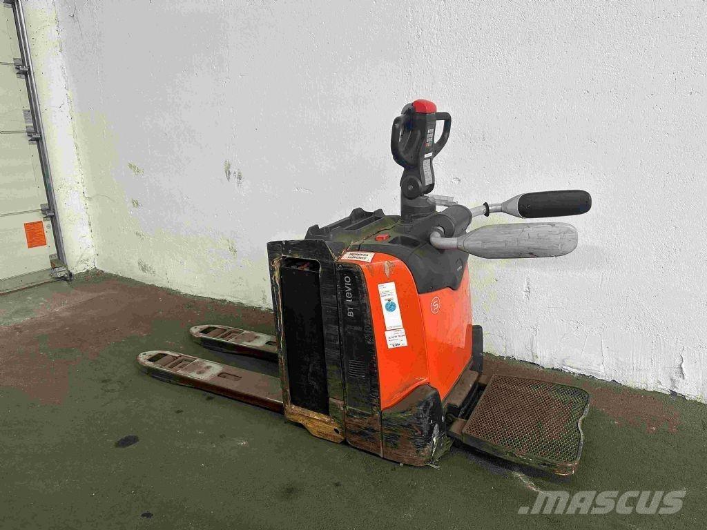 Toyota LPE 200 低架升降機