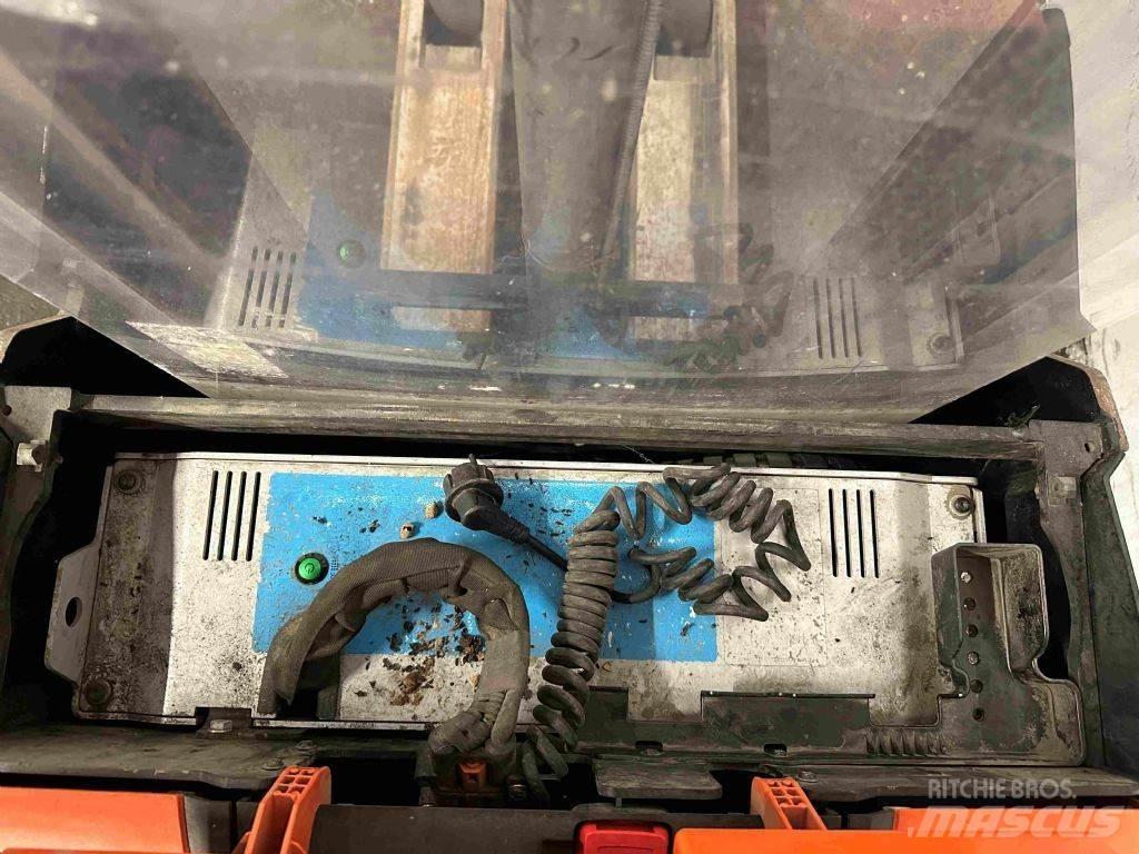 Toyota SWE 120 行走控制式堆積機