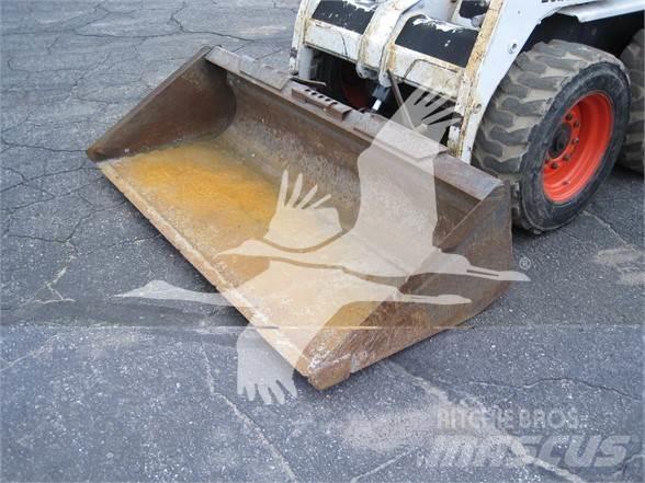 Bobcat 751 滑移轉向裝載機