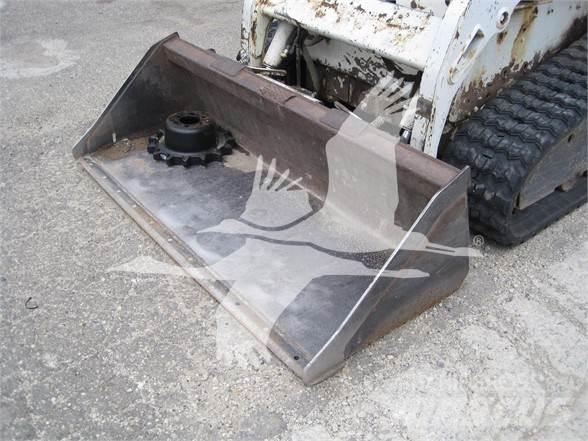 Bobcat T190 滑移轉向裝載機