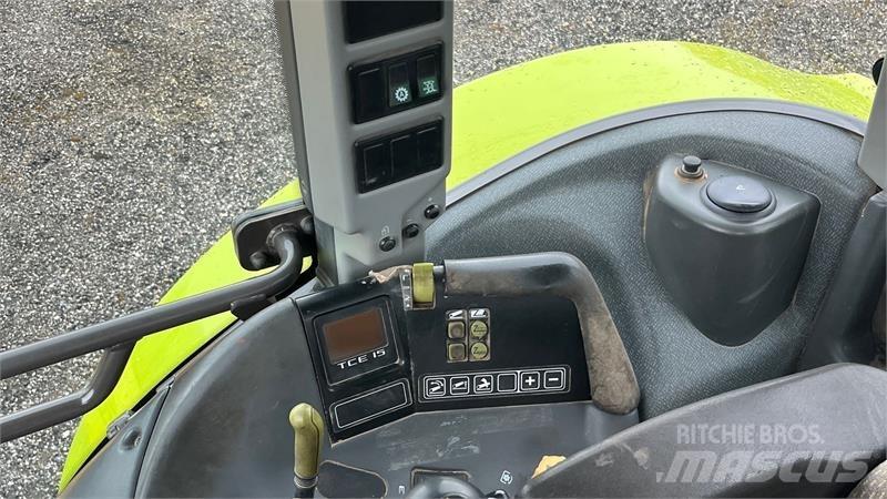 CLAAS 697 曳引機