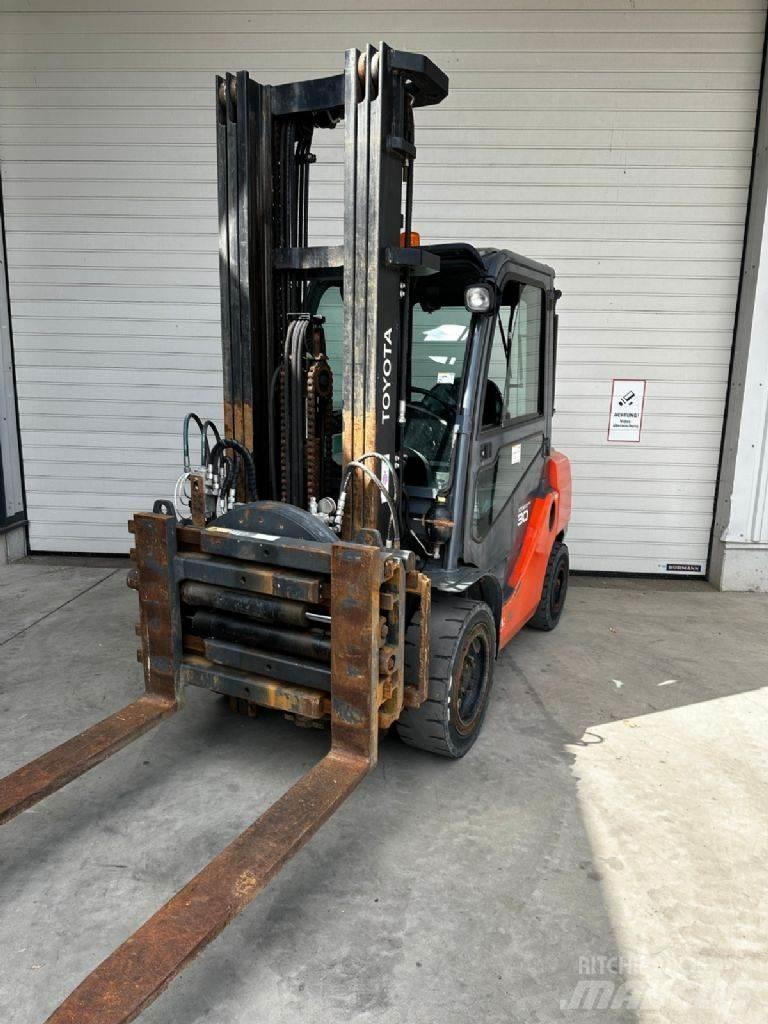 Toyota 06-8FD30F 柴油卡車