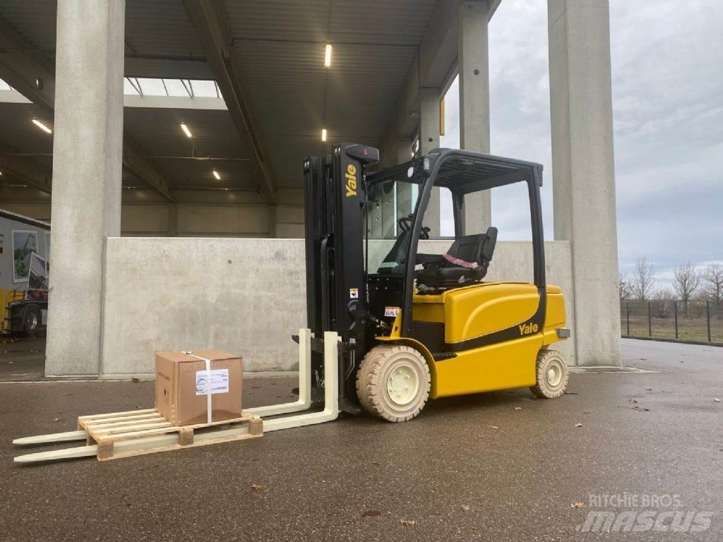 Yale ERP35VL 電動堆高機