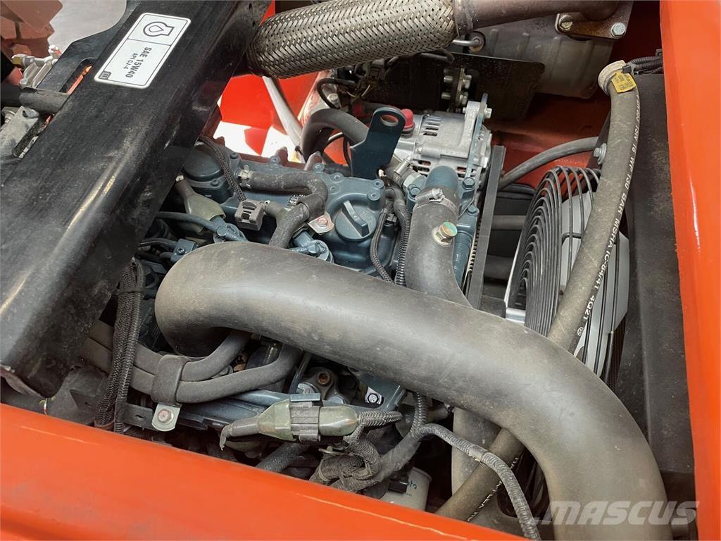 Ausa C 351 H X4 越野車