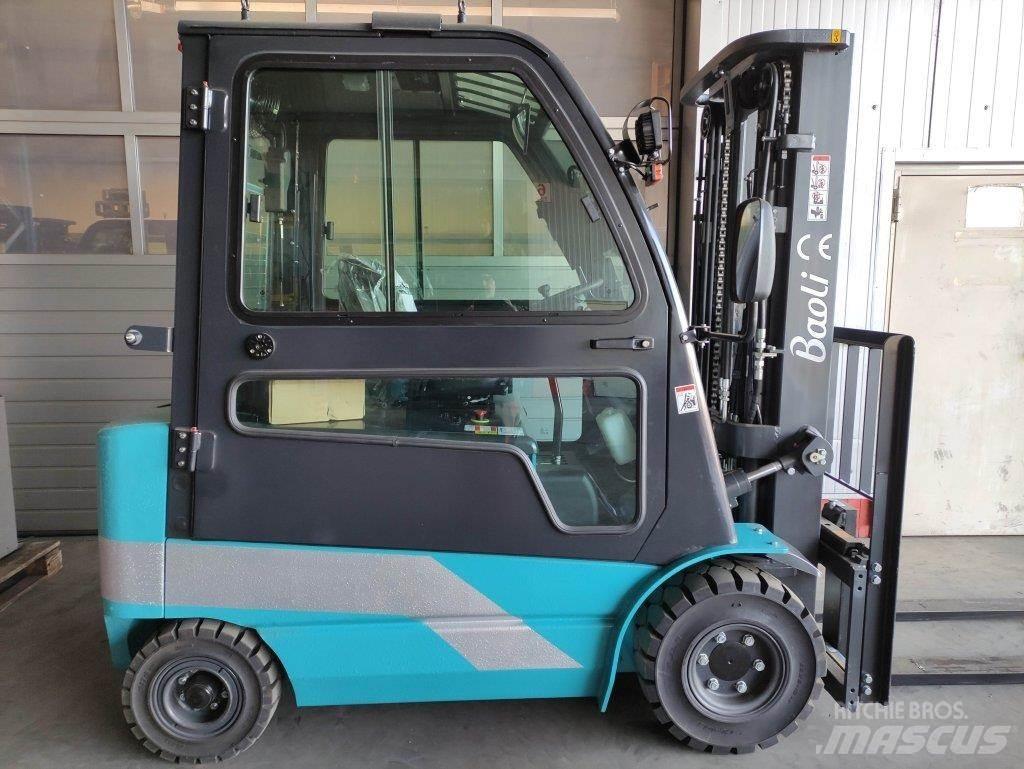 Baoli KBE30 電動堆高機