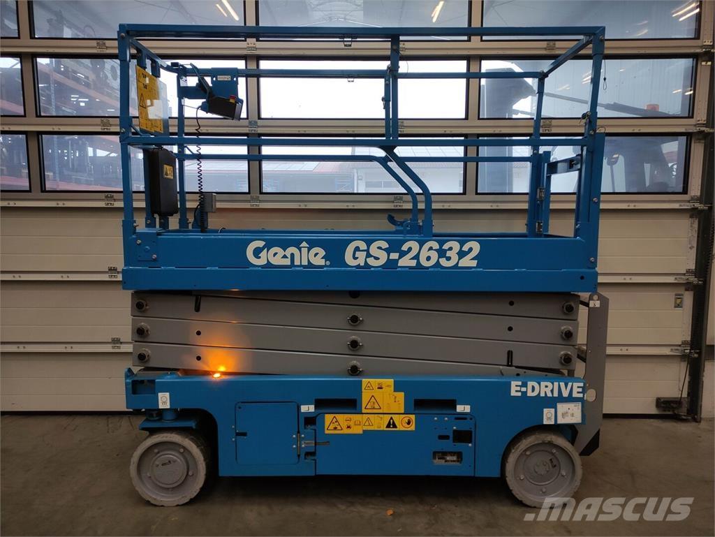 Genie GS2632 剪式升降機