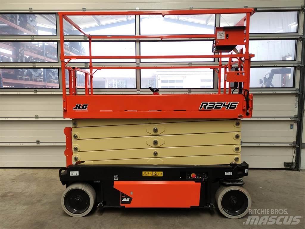 JLG R3246 剪式升降機