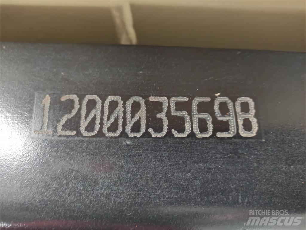 JLG R3246 剪式升降機