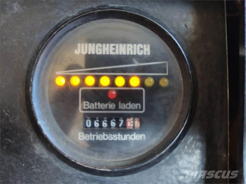 Jungheinrich EJC A 12.5 行走控制式堆積機