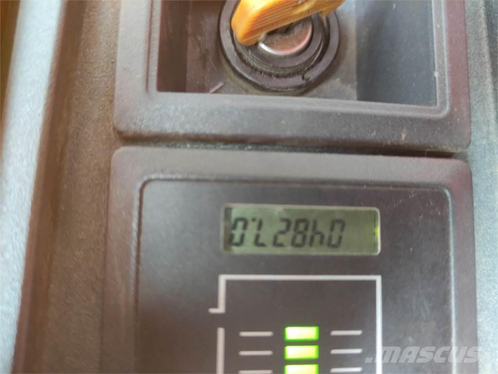 Jungheinrich EJE 116 低架升降機
