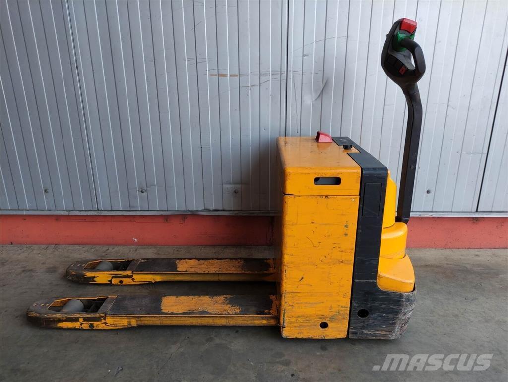 Jungheinrich ELE16G 低架升降機