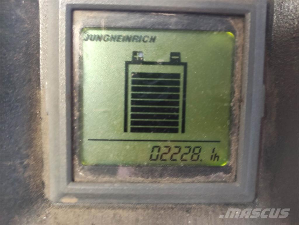 Jungheinrich ELE16G 低架升降機