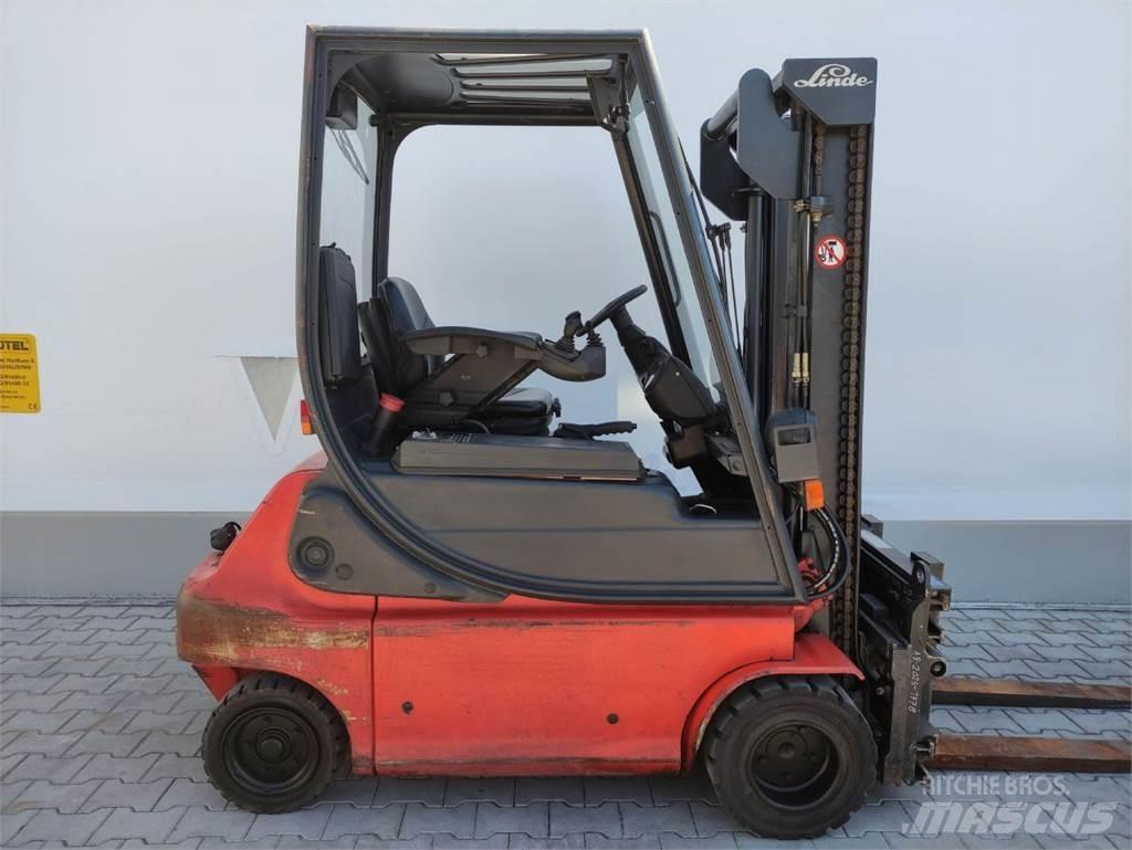 Linde E20P-02-335 電動堆高機