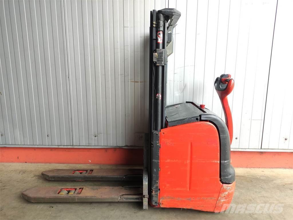Linde L14-372 行走控制式堆積機