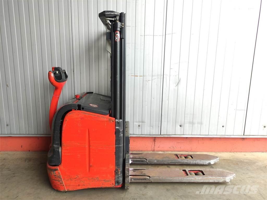 Linde L14-372 行走控制式堆積機